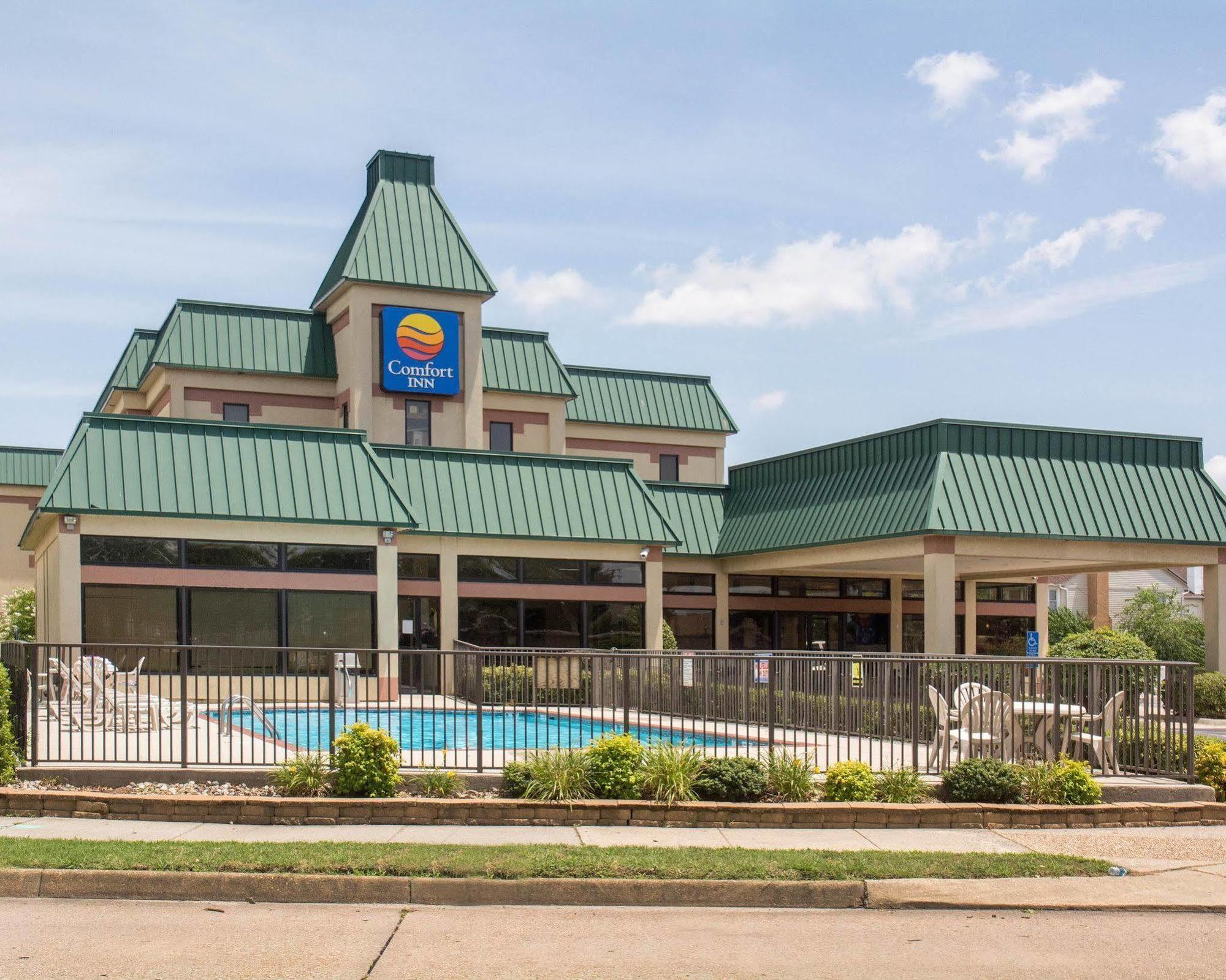 Quality Inn & Suites Olde Town Портсмут Екстер'єр фото